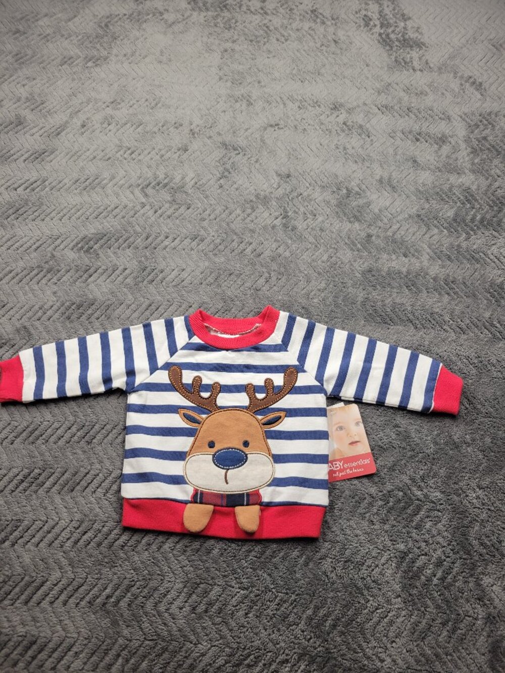 Baby Essentials boys sweatshirt size3 months new with tags